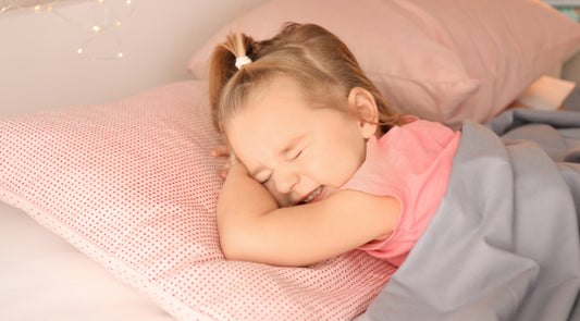 enfant qui dort mal mauvais sommeil